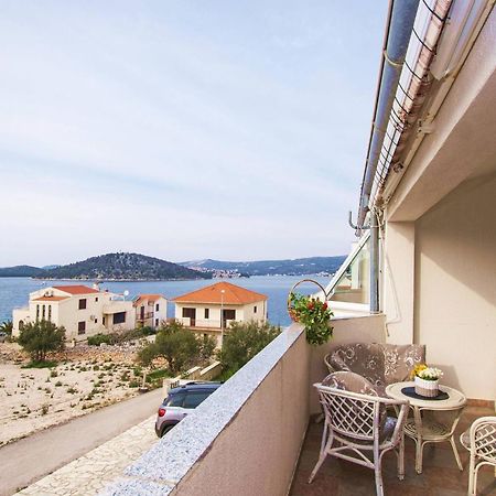 Apartment Meri Razanj With Sea View Bagian luar foto