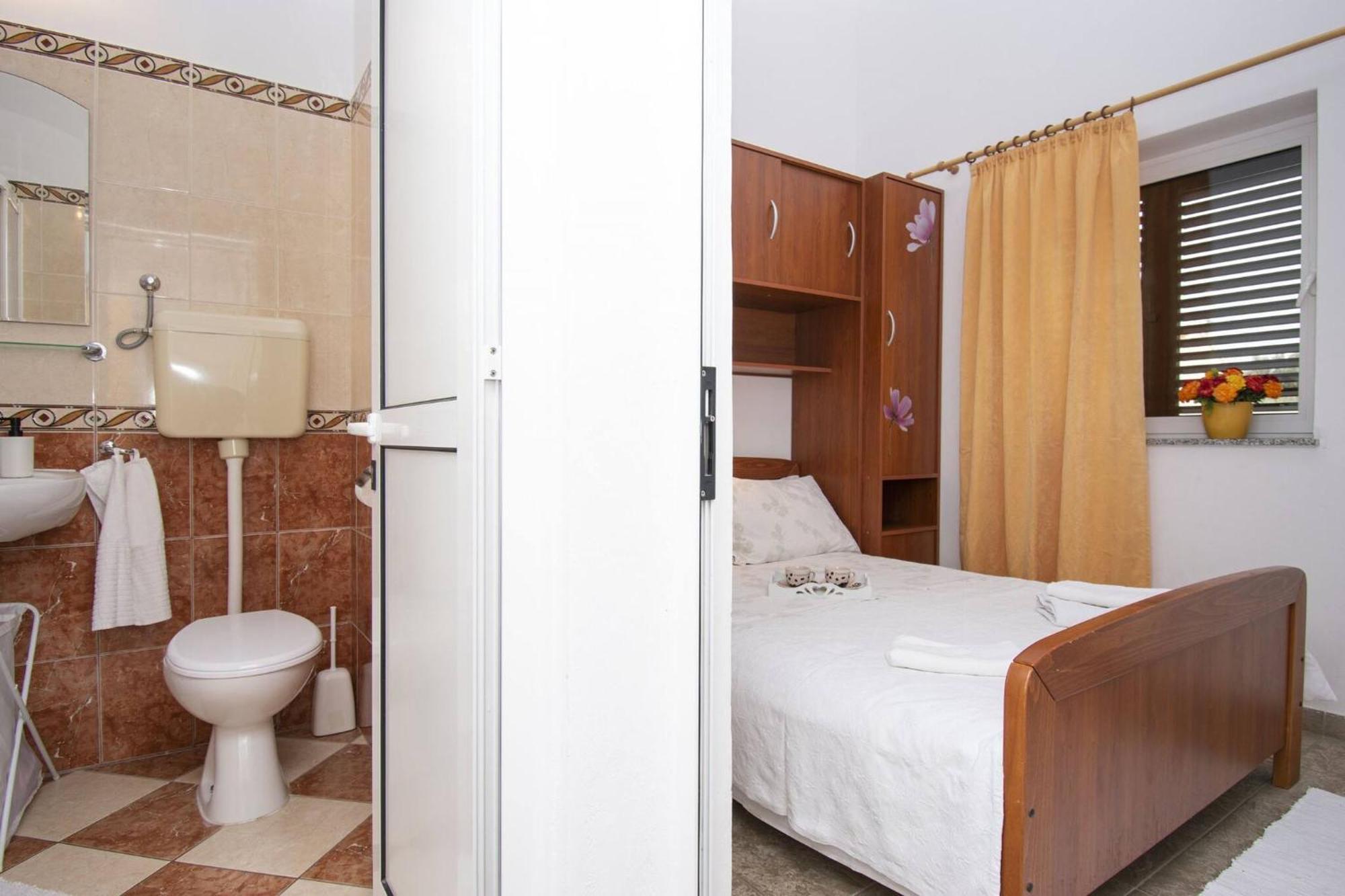 Apartment Meri Razanj With Sea View Bagian luar foto